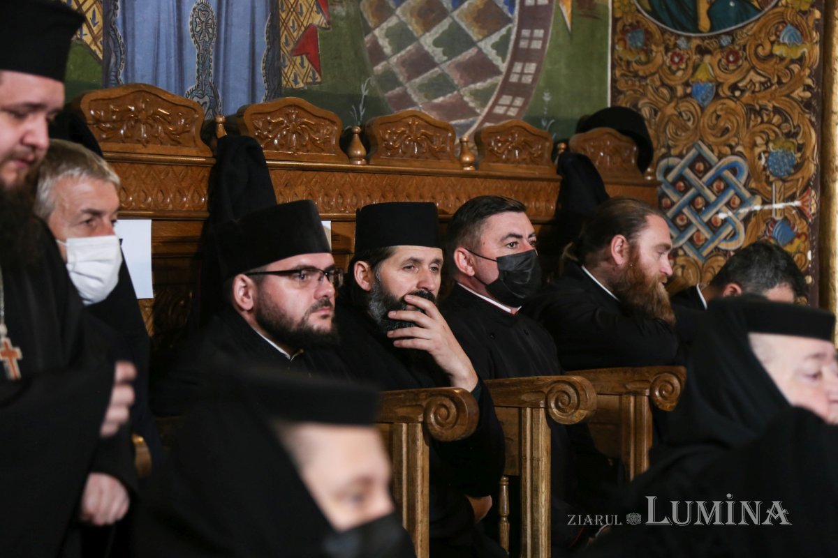 A fost întronizat noul Episcop al Devei şi Hunedoarei 198626