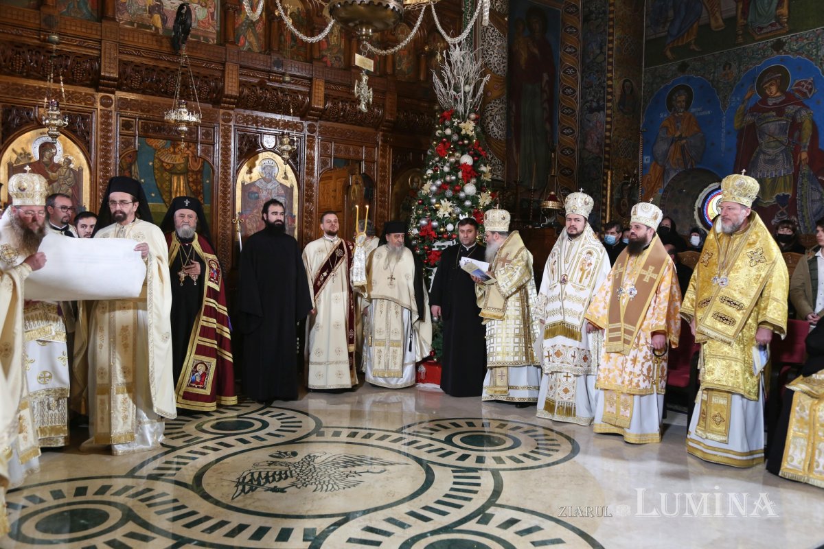 A fost întronizat noul Episcop al Devei şi Hunedoarei 198628