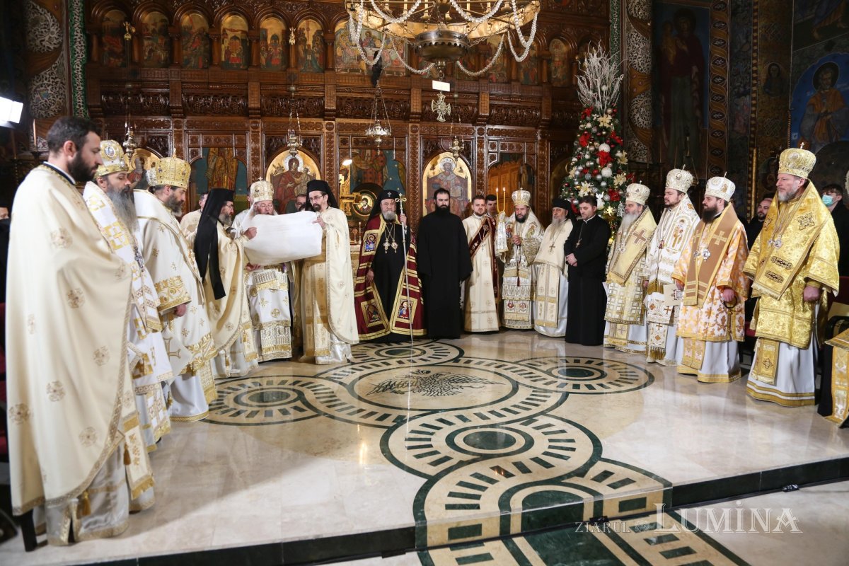 A fost întronizat noul Episcop al Devei şi Hunedoarei 198632