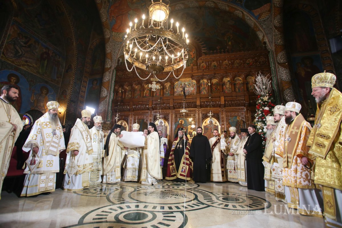 A fost întronizat noul Episcop al Devei şi Hunedoarei 198633