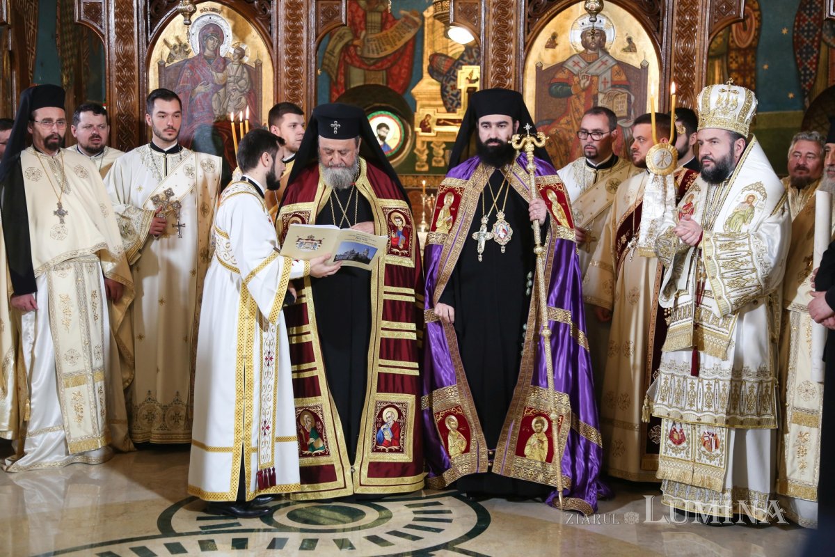 A fost întronizat noul Episcop al Devei şi Hunedoarei 198639