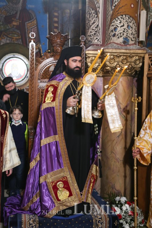 A fost întronizat noul Episcop al Devei şi Hunedoarei 198642