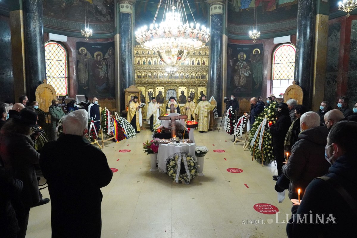 Academicianul Dan Berindei a fost condus pe ultimul drum 198881