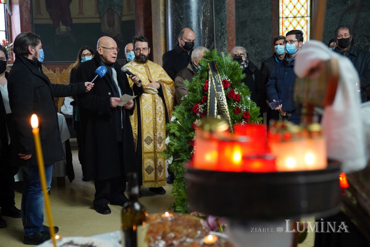 Academicianul Dan Berindei a fost condus pe ultimul drum 198890