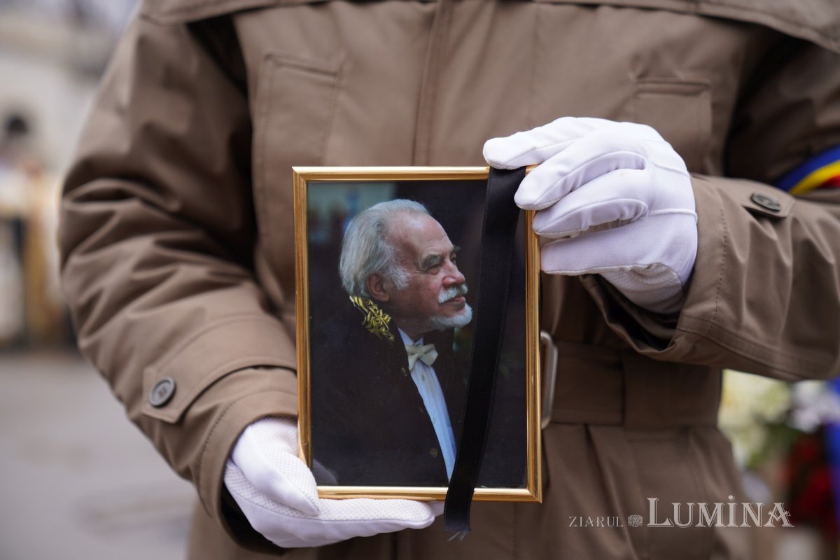 Academicianul Dan Berindei a fost condus pe ultimul drum 198896