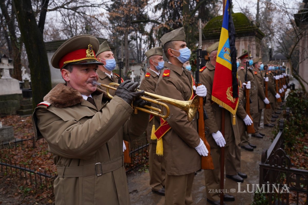 Academicianul Dan Berindei a fost condus pe ultimul drum 198905