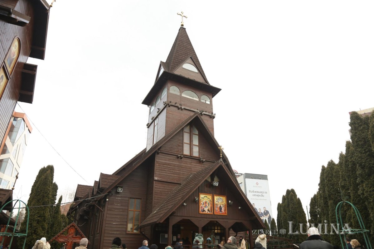 Prăznuirea Sfântului Arhidiacon Ștefan la Brașov 198806