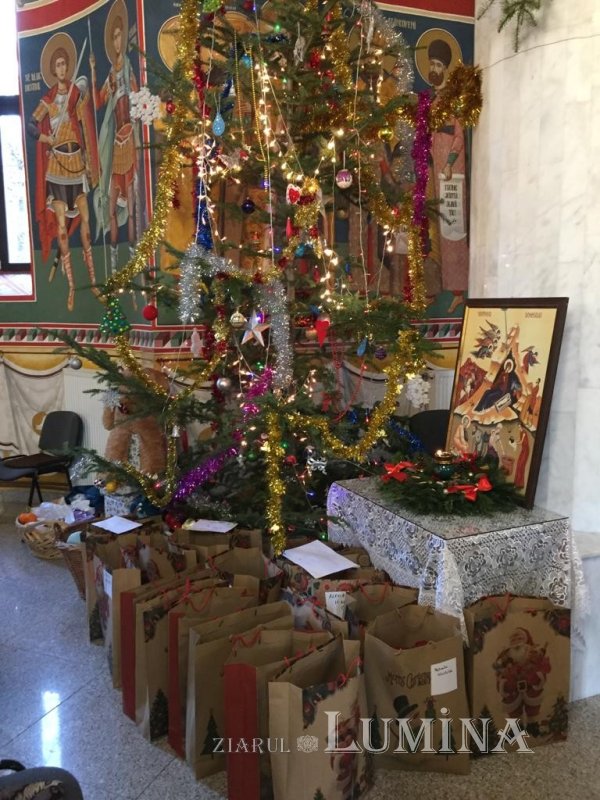 Parohia Iancu Vechi-Mătăsari a ajutat cu peste 170.000 de lei familiile defavorizate 198994