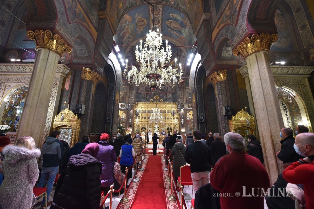 Rugăciune și binecuvântare la început de an la Catedrala Patriarhală 199324