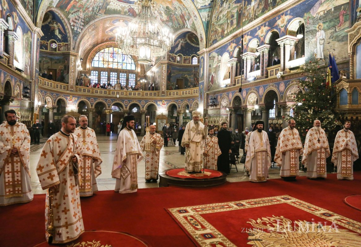 Sfânta Liturghie în prima zi din an la Catedrala Mitropolitană din Sibiu 199236
