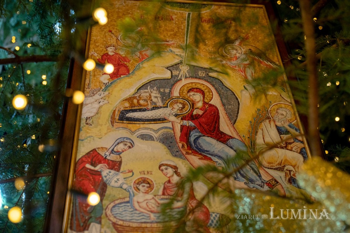 Slujba din noaptea trecerii dintre ani la Catedrala Patriarhală 199381