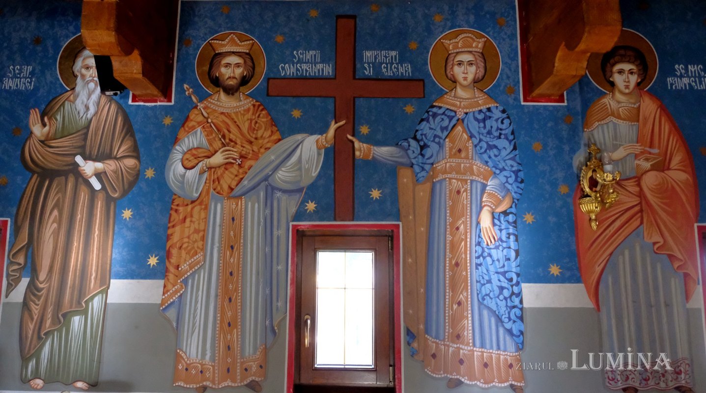 Crucea de la Coslogeni, care s-a făcut ușă de altar 199860