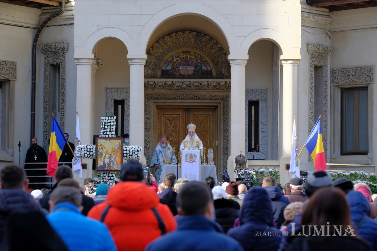 Sărbătoarea Botezului Domnului la Catedrala Patriarhală 200041