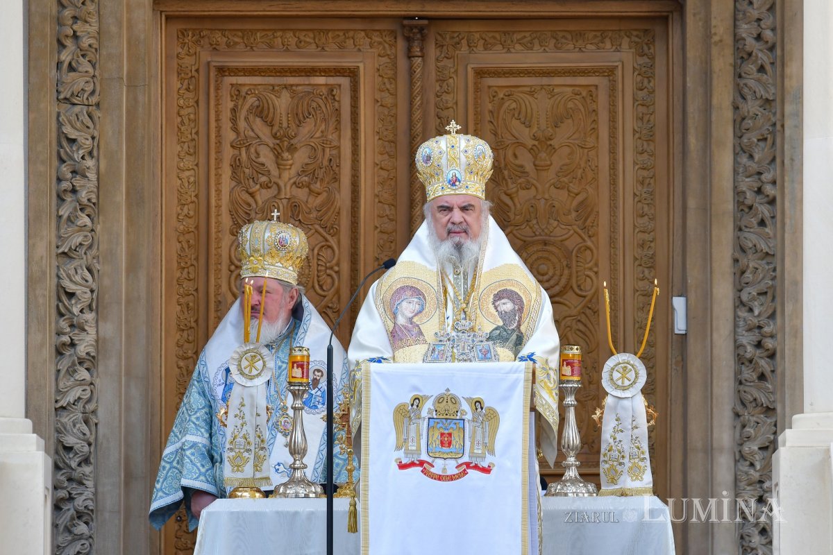 Sărbătoarea Botezului Domnului la Catedrala Patriarhală 200084