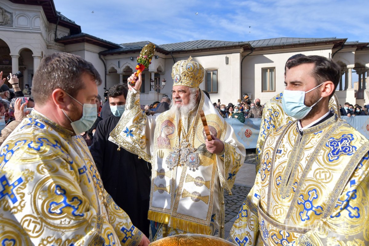 Sărbătoarea Botezului Domnului la Catedrala Patriarhală 200102