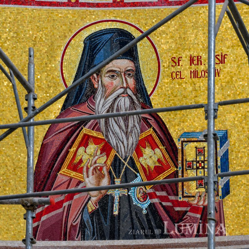 Șantierul Catedralei Mântuirii Neamului la început de an 200565