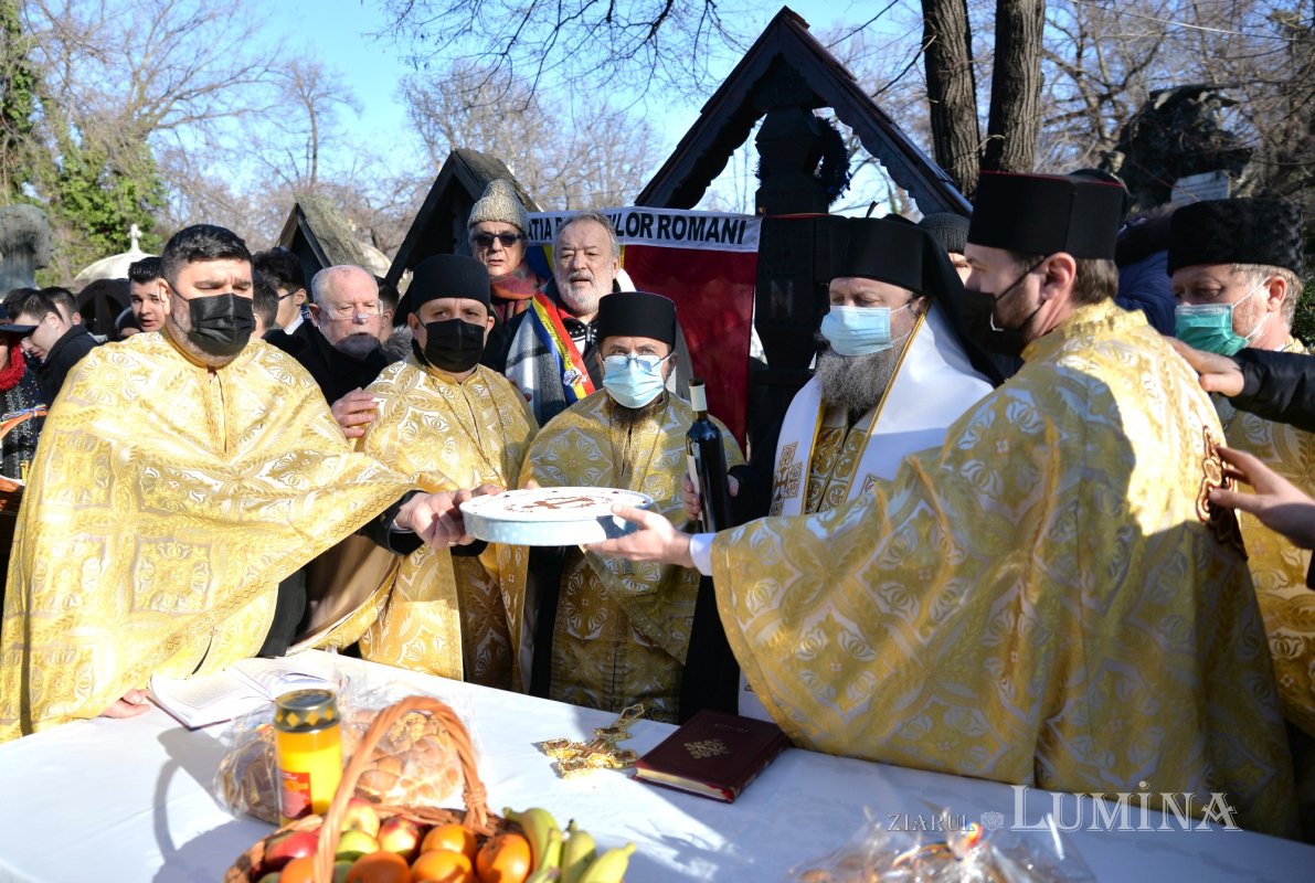 Pomenirea poetului Mihai Eminescu în Bucureşti 200751