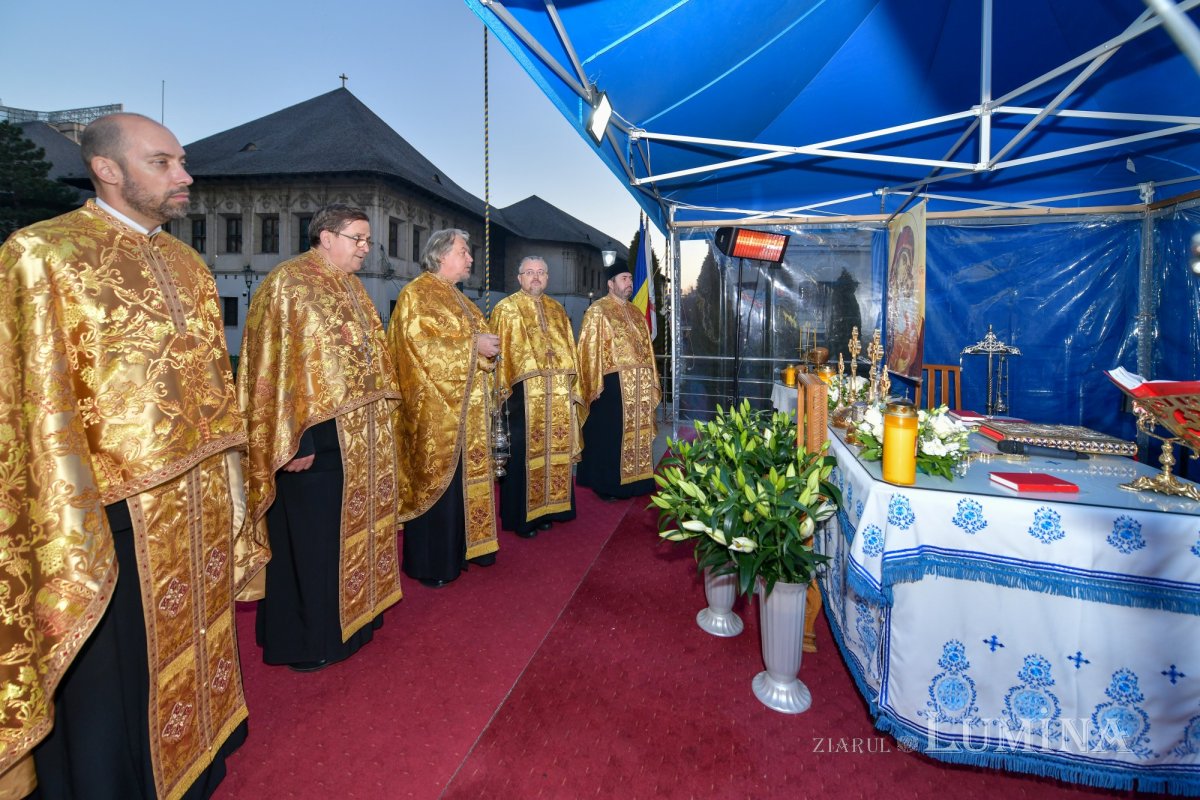 Laudă de seară adusă Cuviosului Antonie cel Mare în Capitală 200975