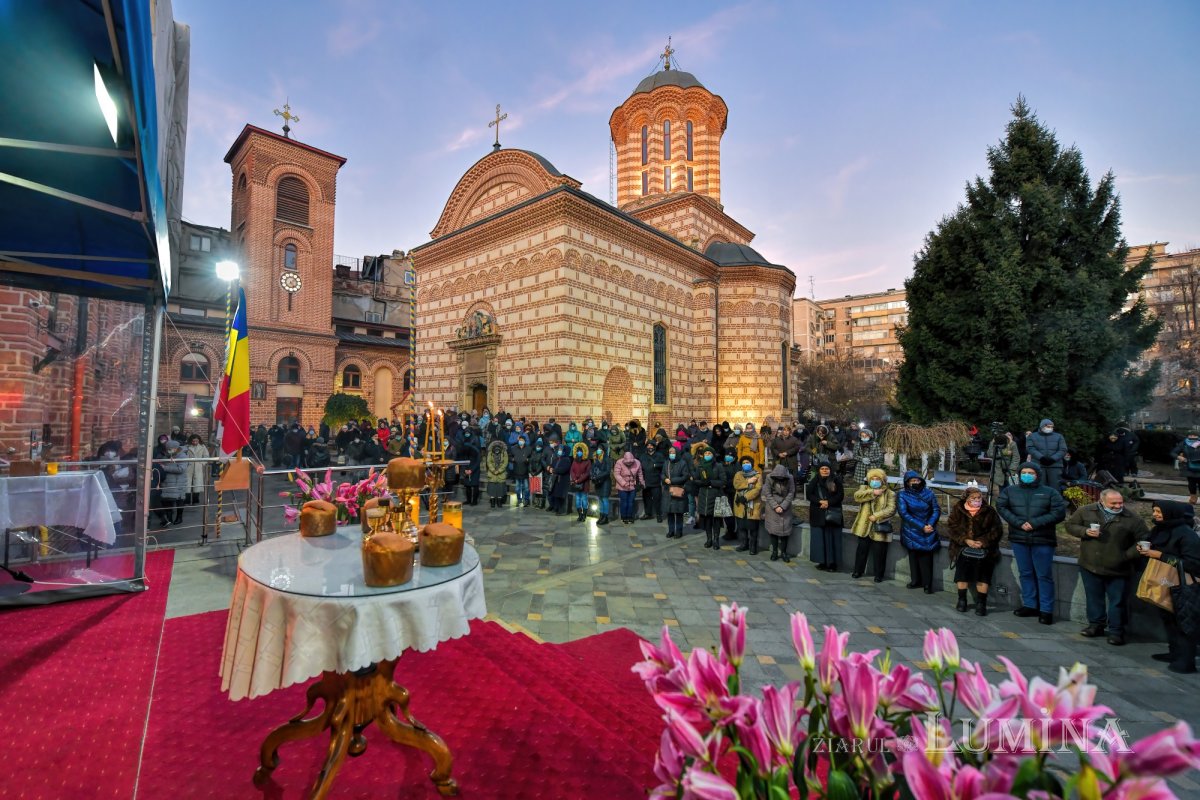 Laudă de seară adusă Cuviosului Antonie cel Mare în Capitală 200976