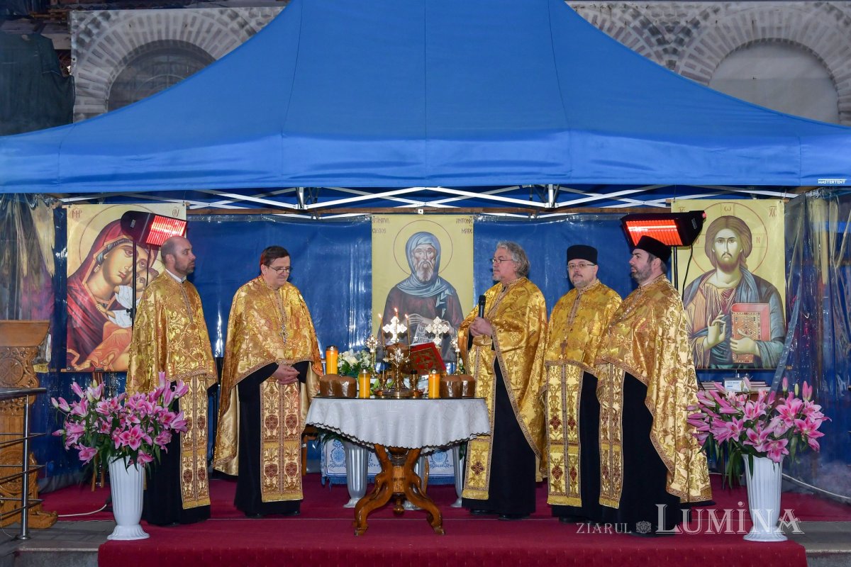 Laudă de seară adusă Cuviosului Antonie cel Mare în Capitală 200979