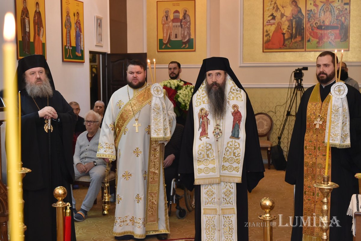 Moaștele Sfântului Alexandru oferite capelei unui cămin de bătrâni din Capitală  200814