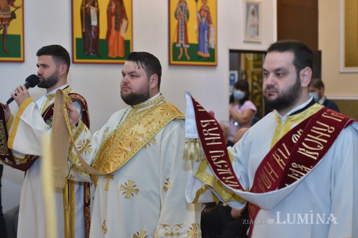 Moaștele Sfântului Alexandru oferite capelei unui cămin de bătrâni din Capitală  200837