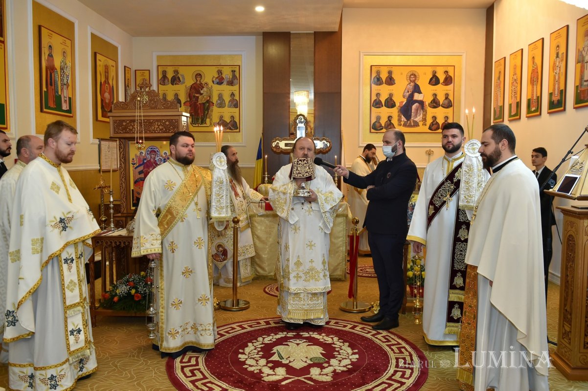 Moaștele Sfântului Alexandru oferite capelei unui cămin de bătrâni din Capitală  200839