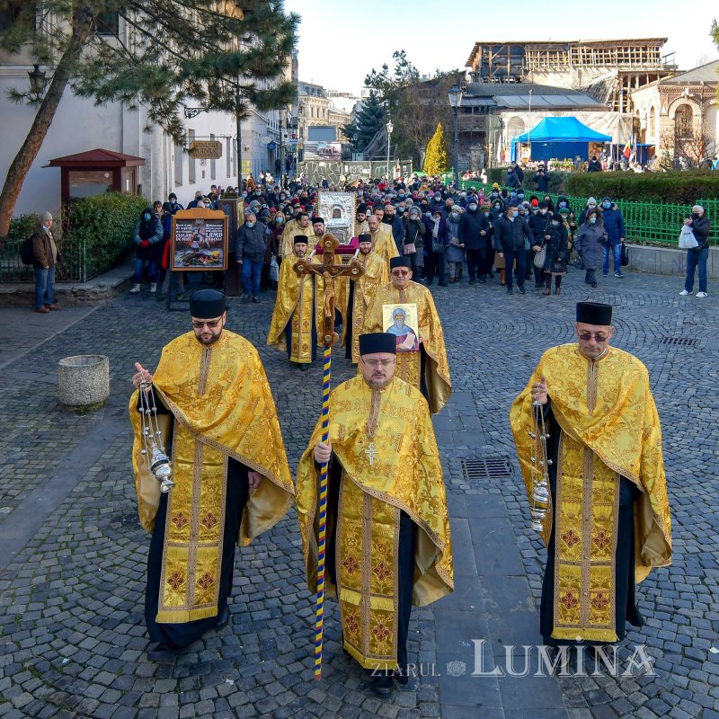 Procesiune cu icoana și moaștele Sfântului Antonie cel Mare în Capitală 200856