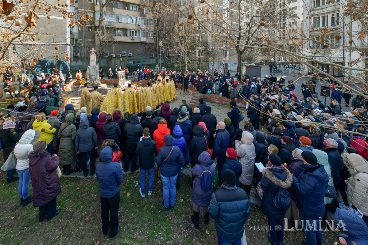 Procesiune cu icoana și moaștele Sfântului Antonie cel Mare în Capitală 200879