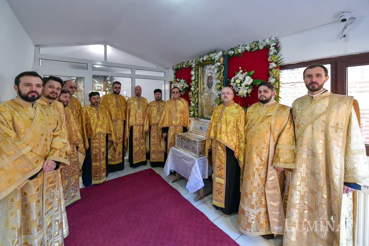 Procesiune cu icoana și moaștele Sfântului Antonie cel Mare în Capitală 200888