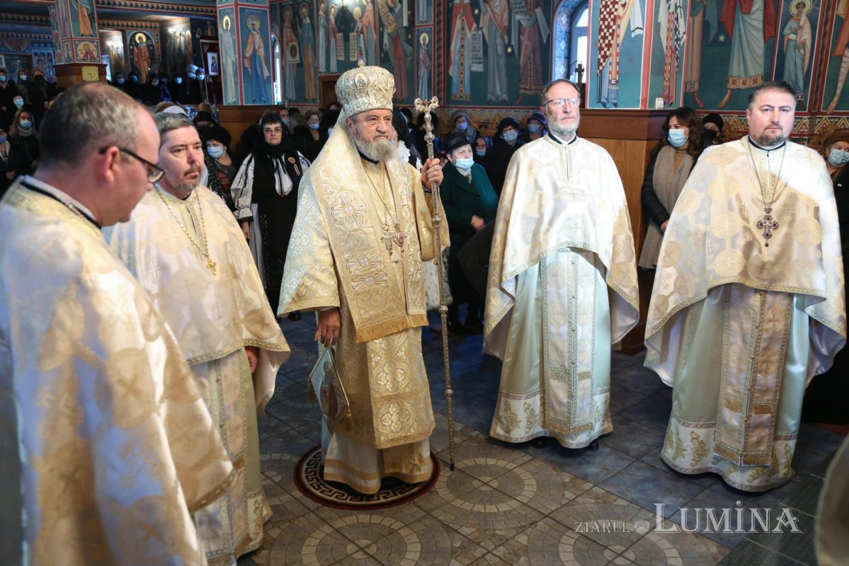 Sărbătoare la Biserica „Sfântul Antonie cel Mare” din Sibiu 200989