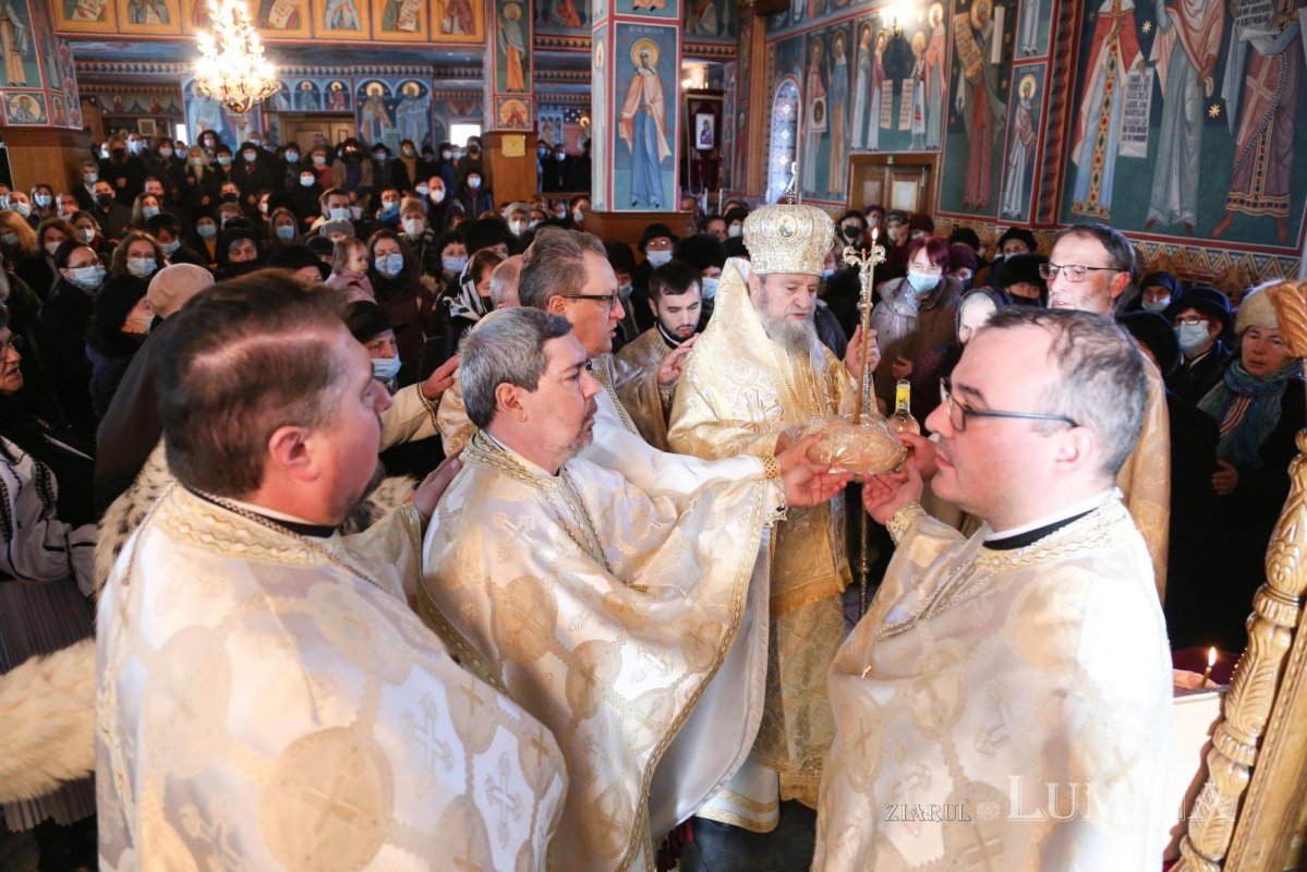 Sărbătoare la Biserica „Sfântul Antonie cel Mare” din Sibiu 200991