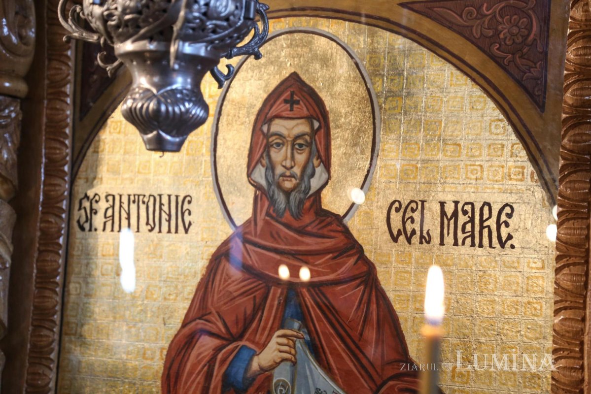 Sărbătoare la Biserica „Sfântul Antonie cel Mare” din Sibiu 200995