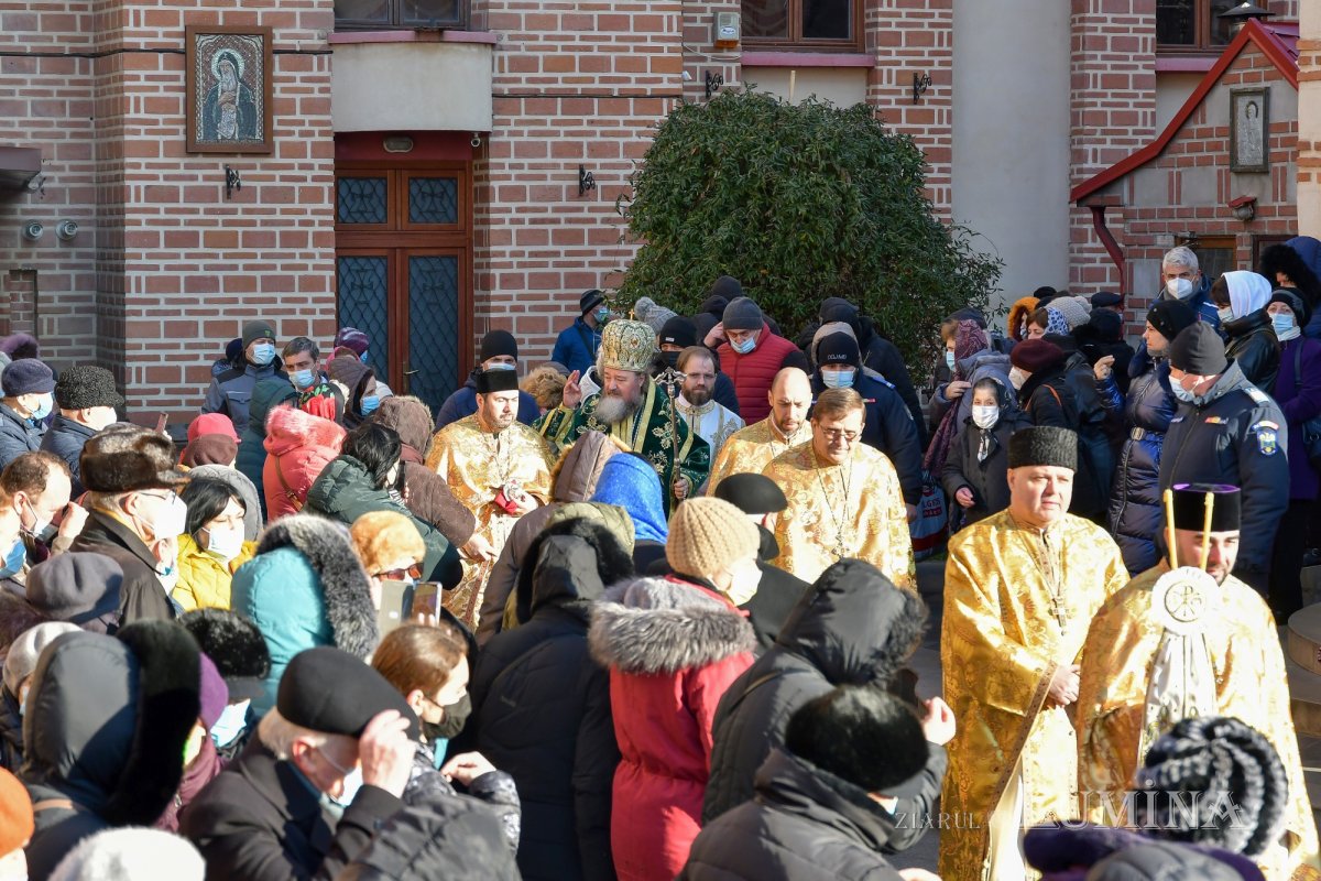 Sfântul Antonie cel Mare cinstit la biserica sa din centrul Capitalei 201048