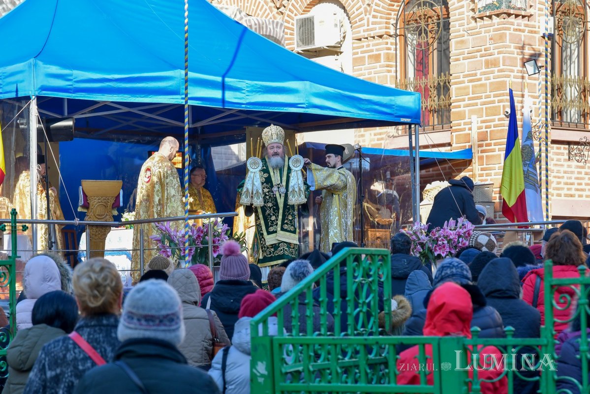 Sfântul Antonie cel Mare cinstit la biserica sa din centrul Capitalei 201058