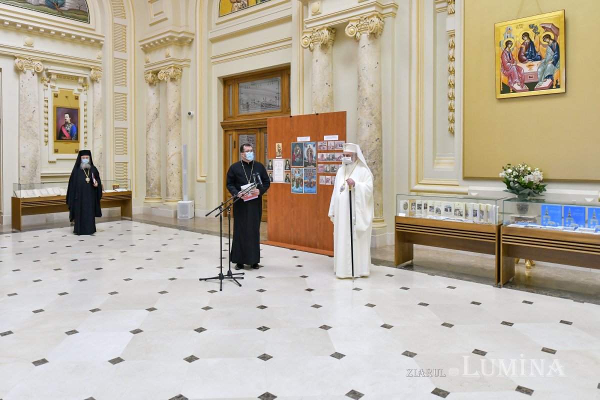 Expoziție dedicată împlinirii a 140 de ani de existență a Tipografiei Cărților Bisericești 201377