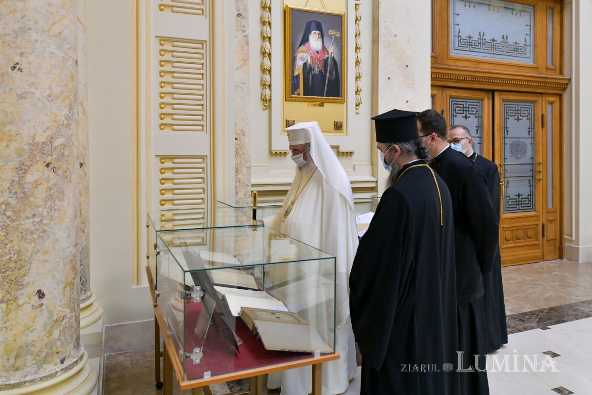 Expoziție dedicată împlinirii a 140 de ani de existență a Tipografiei Cărților Bisericești 201396