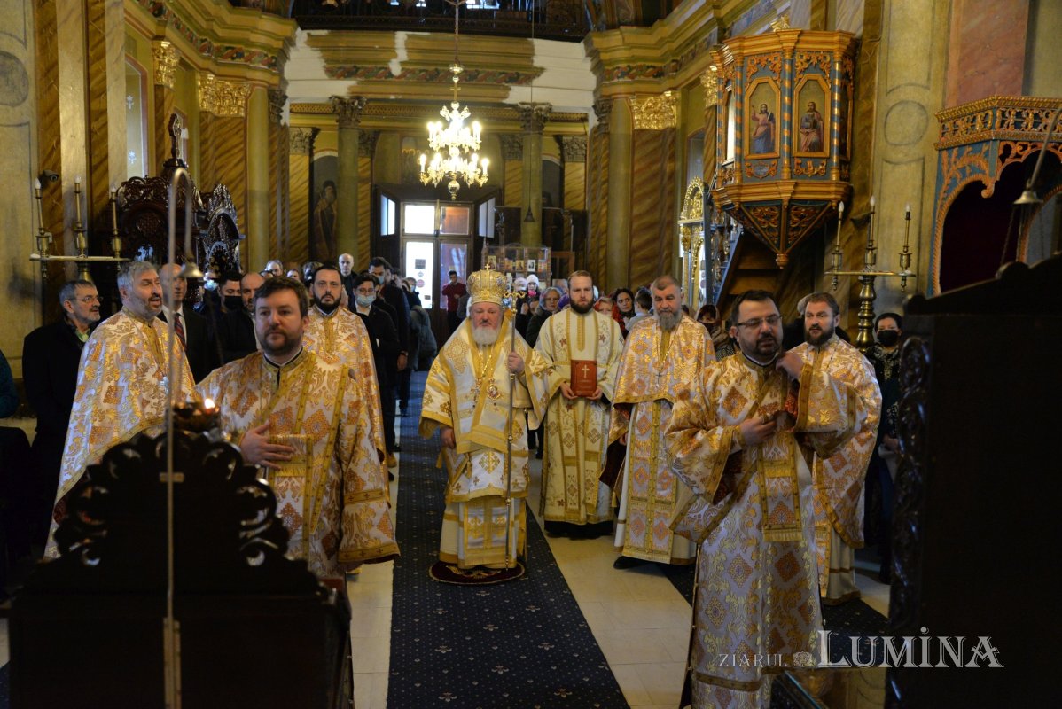 Ocrotitorii învățământului teologic cinstiți la Facultatea „Justinian Patriarhul“ 202106