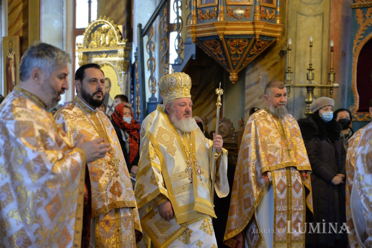 Ocrotitorii învățământului teologic cinstiți la Facultatea „Justinian Patriarhul“ 202108