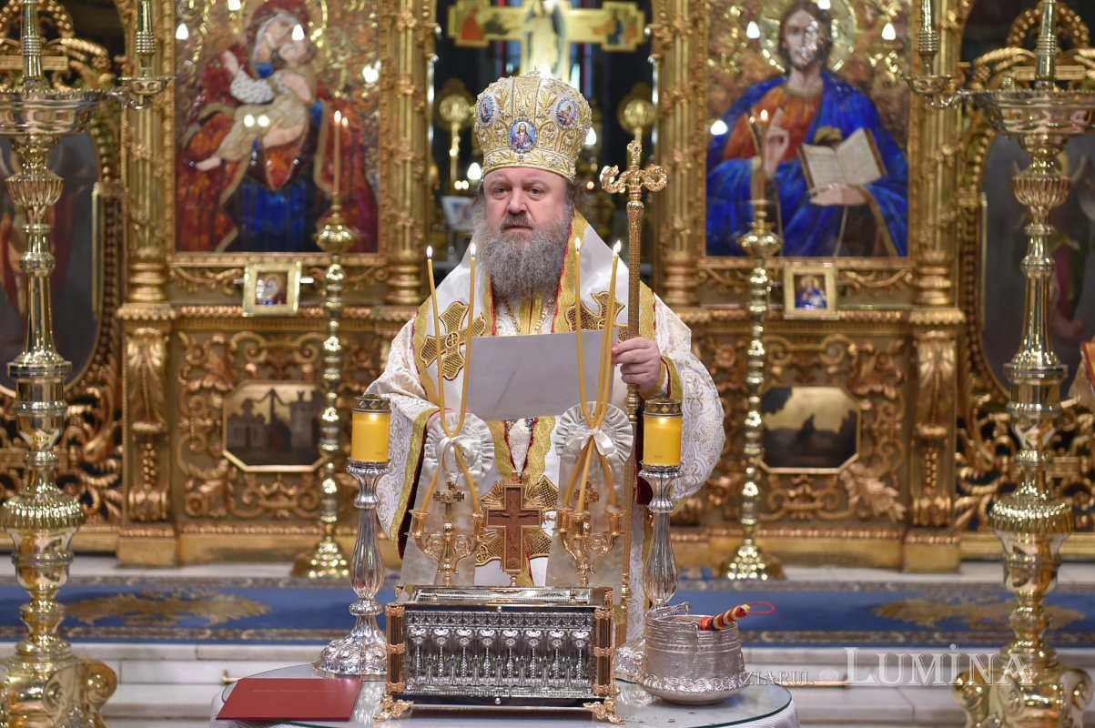 Sărbătoarea Sfinților Trei Ierarhi pe Colina Bucuriei 202069