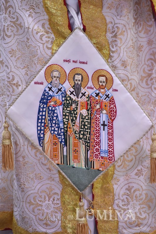 Sărbătoarea Sfinților Trei Ierarhi pe Colina Bucuriei 202082