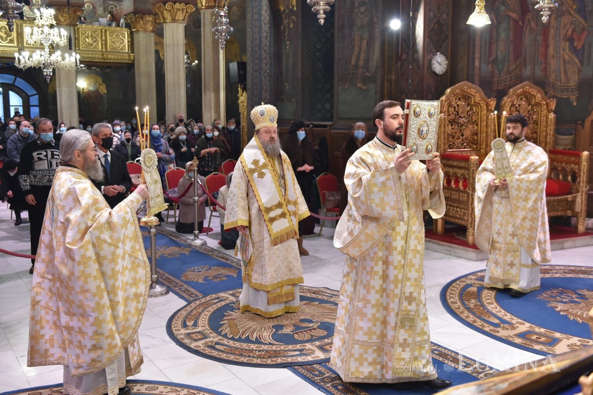 Sărbătoarea Sfinților Trei Ierarhi pe Colina Bucuriei 202084