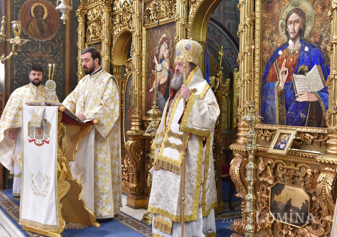 Sărbătoarea Sfinților Trei Ierarhi pe Colina Bucuriei 202094
