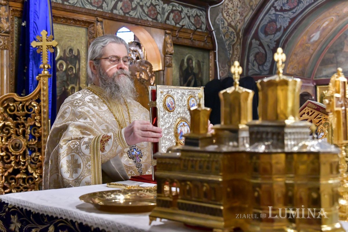 Sărbătoarea Întâmpinării Domnului la Catedrala Patriarhală 202447