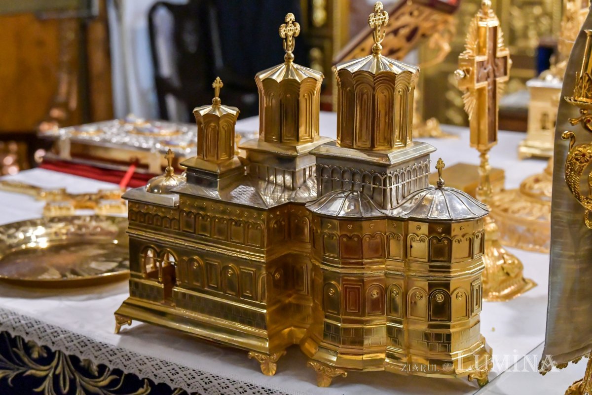 Sărbătoarea Întâmpinării Domnului la Catedrala Patriarhală 202459