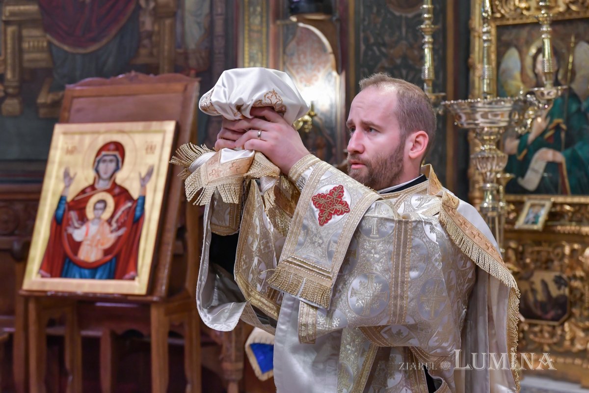 Sărbătoarea Întâmpinării Domnului la Catedrala Patriarhală 202484