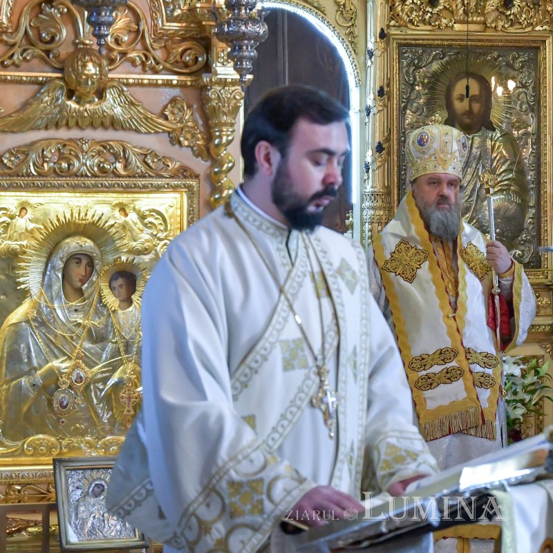 O nouă raclă pentru moaștele Sfântului Irodion de la Lainici, la Mănăstirea Pasărea 202729