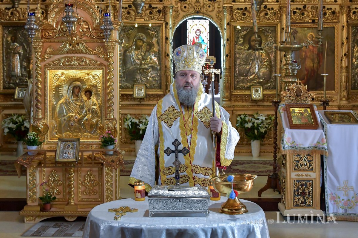 O nouă raclă pentru moaștele Sfântului Irodion de la Lainici, la Mănăstirea Pasărea 202746