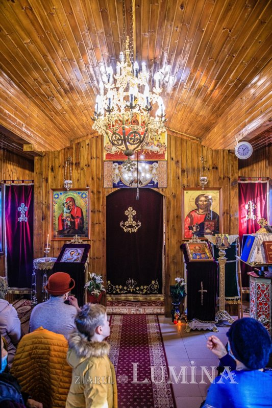 „Din gunoi înalți pe cel lipsit” 202876