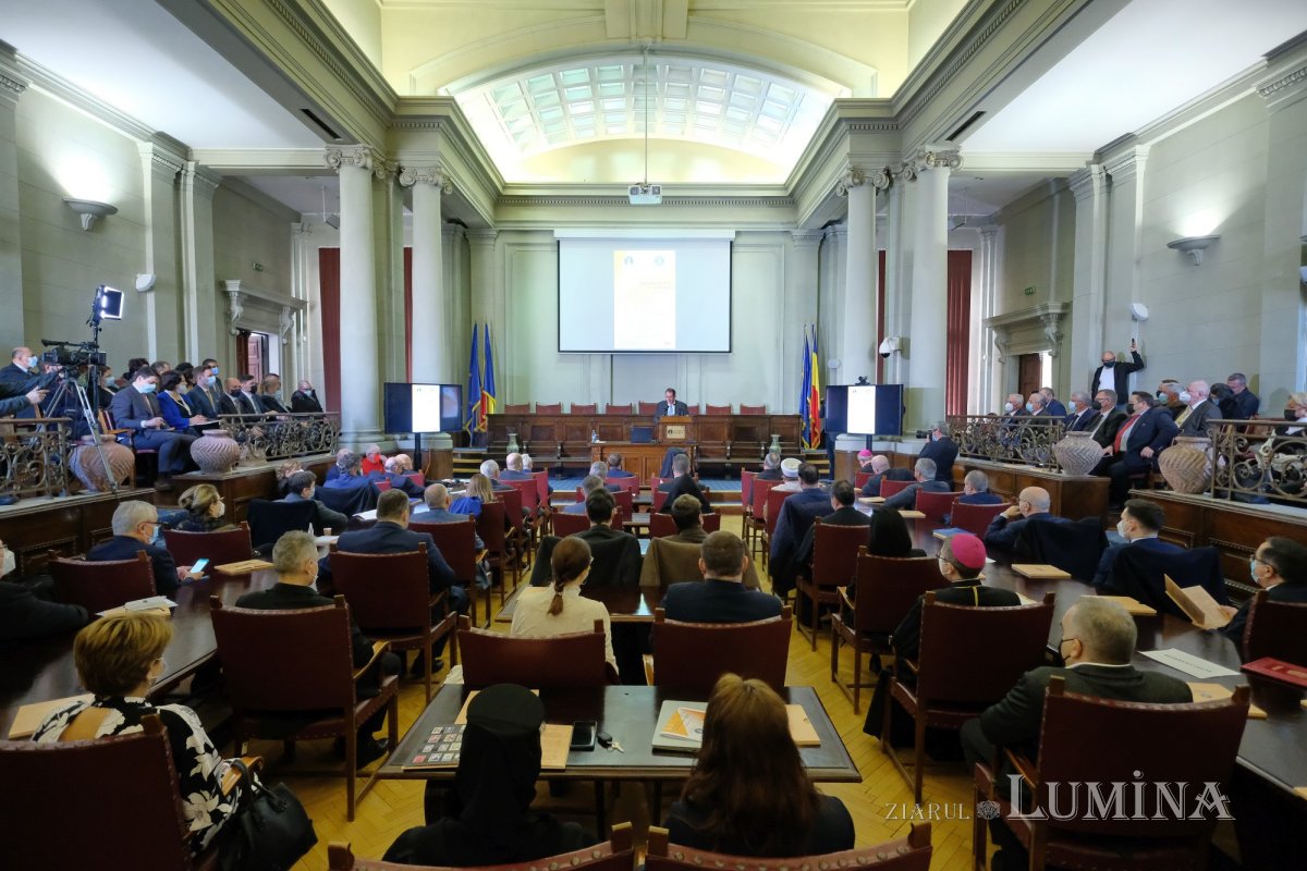 Dialogul dintre stat și culte, definit de echilibru 203140